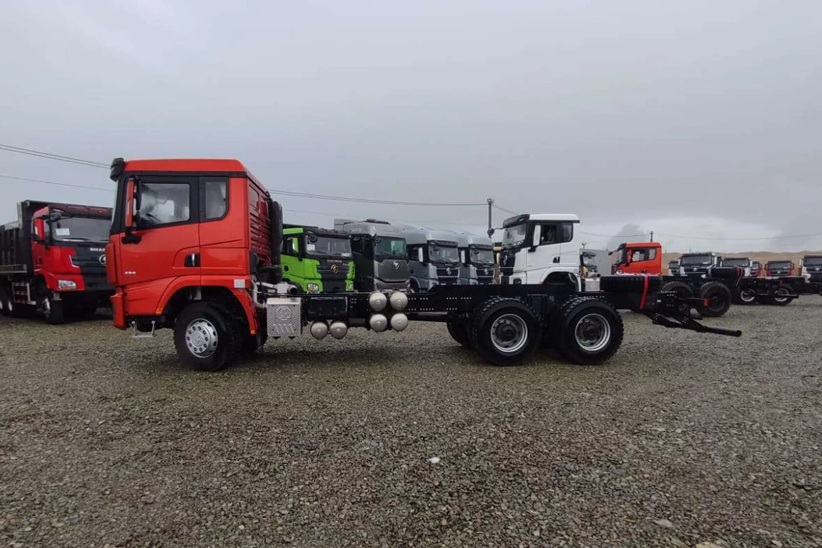 Шасси Shacman X5000, 6 × 4, 430 л. с. - изображение 1