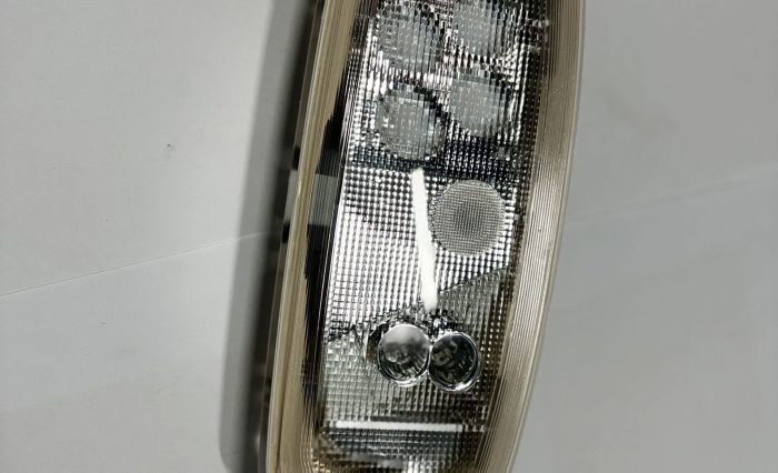 Фонарь освещения кабины SHACMAN X6000 внутренний DZ9X259720019