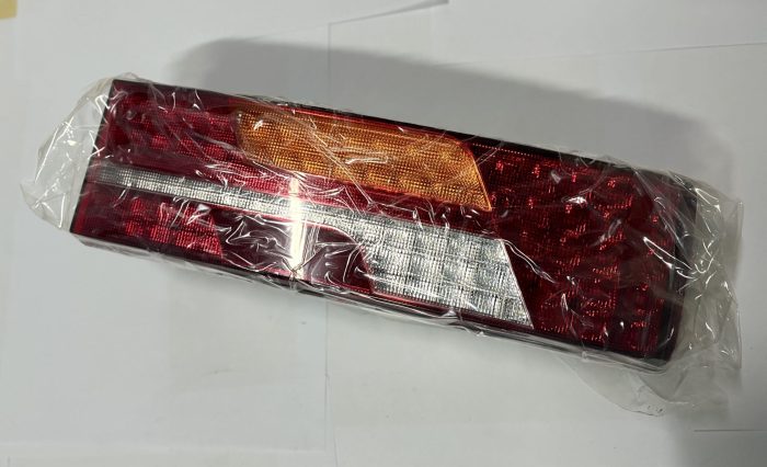 Фонарь задний левый SHACMAN X6000 DZ9L149810009