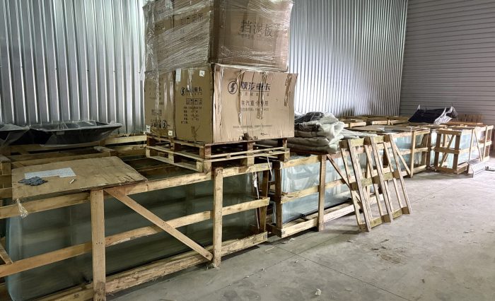 Стекло лобовое Х3000 DZ14251710030 Стекло лобовое Х6000 DZ16251710010